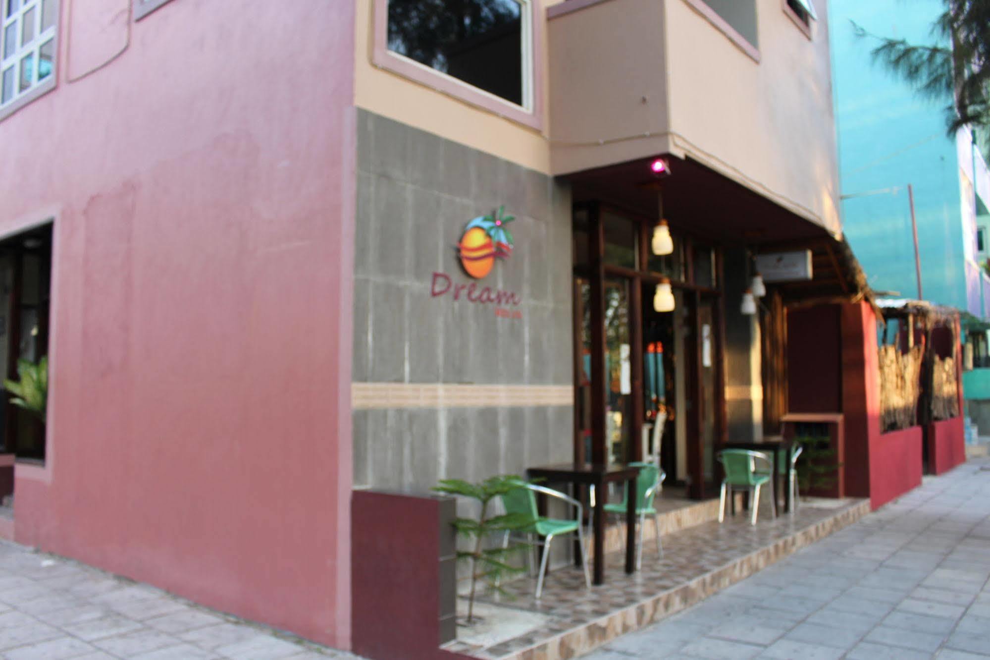Dream Relax Hotel Hulhumale Exterior foto